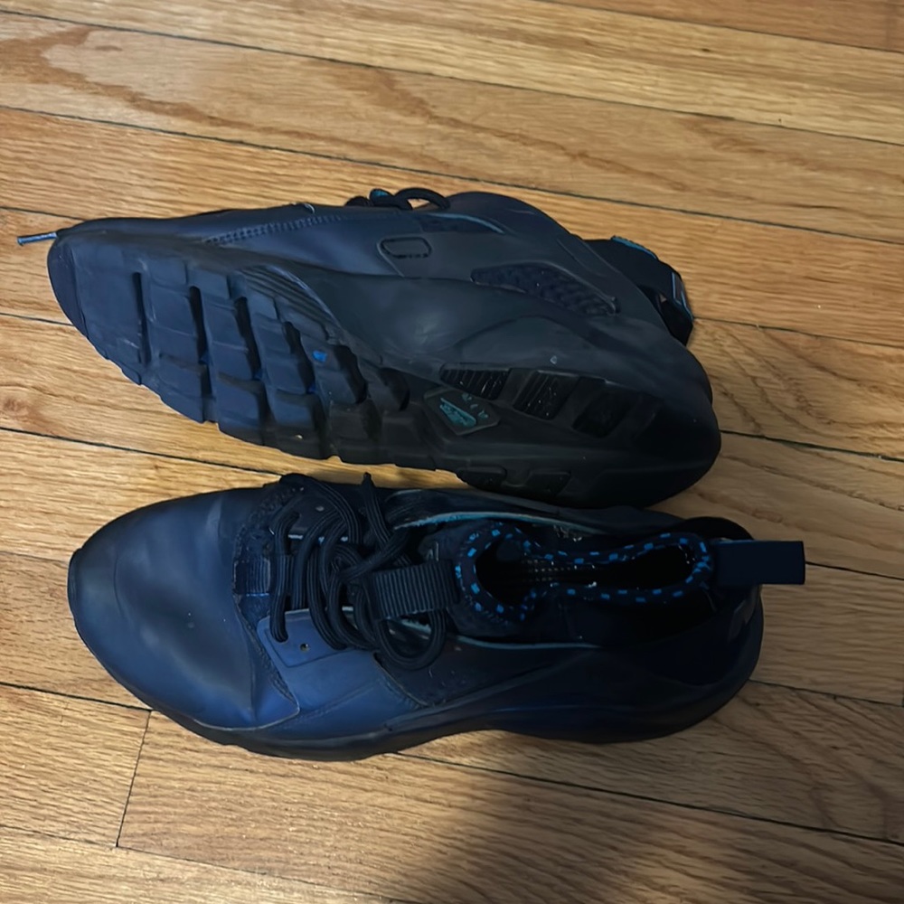 MENS NIKE HUARACHE